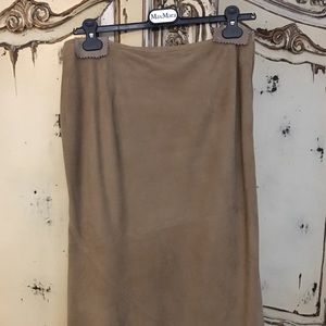 MaxMara soft suede skirt (tan).